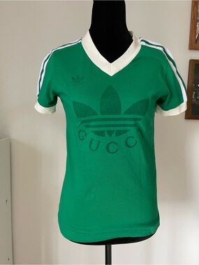 Gucci Green V-Neck Logo Tee